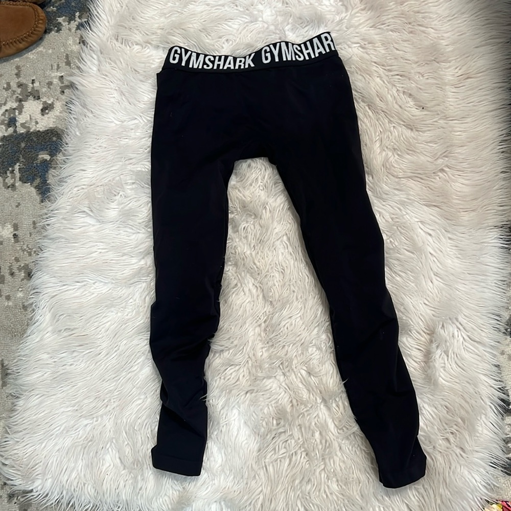 Gymshark black leggings with elastic waistline